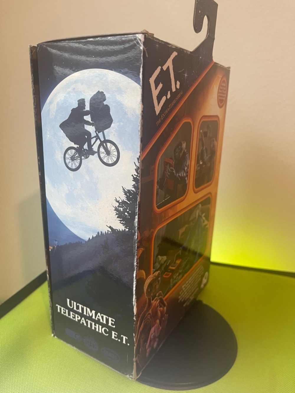 E.T. Ultimate Telepathic 40th Anniversary - Picture 9 of 14